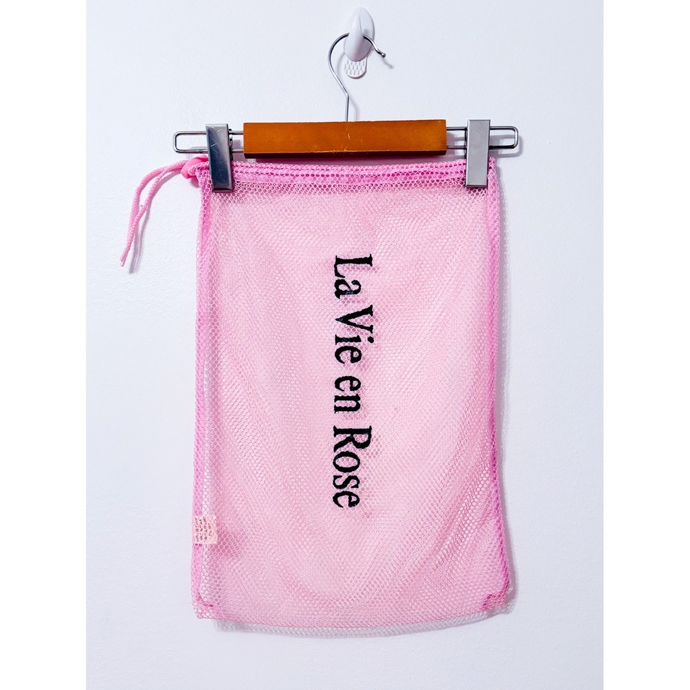 LA VIE EN ROSE Pink Mesh Lingerie Wash Bag Drawstring